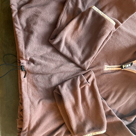 Victoria’s Secret Pink pullover sweater - Picture 7 of 10